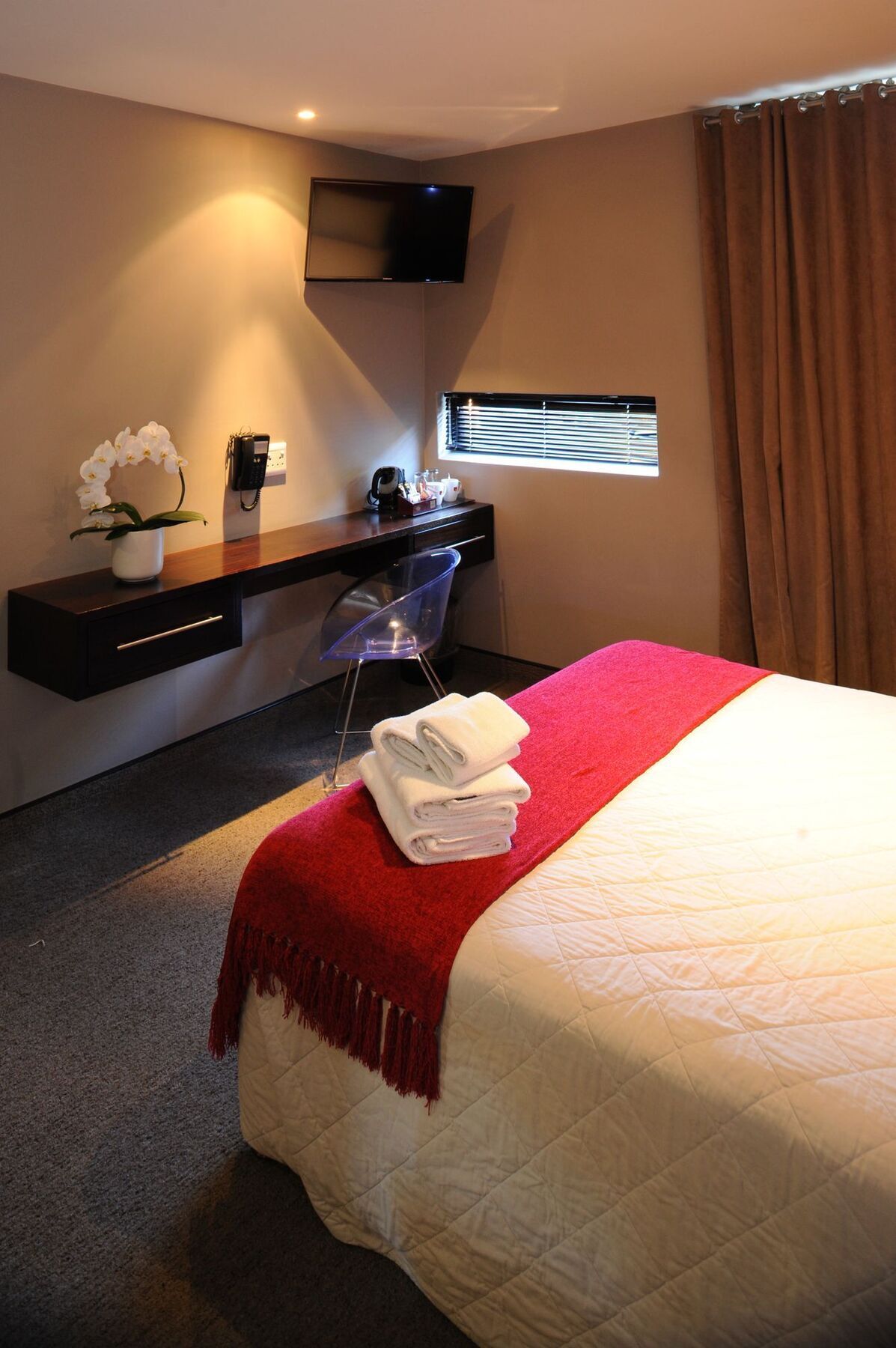 Aha Bloemfontein Hotel Bagian luar foto